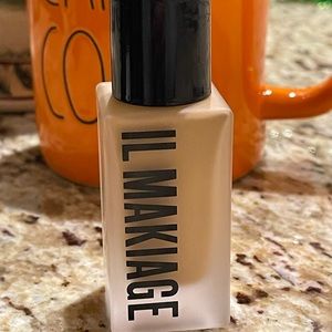 IL MAKIAGE Foundation